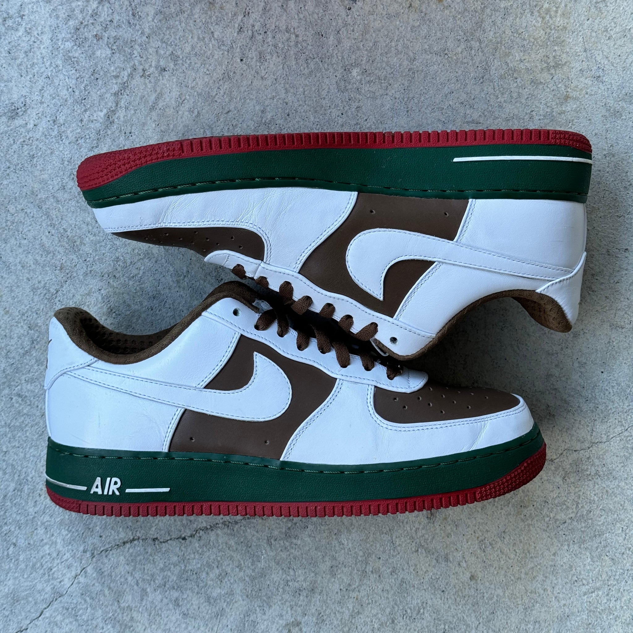 10 US - NIKE AIR FORCE 1 CALI ID W BOX 2006