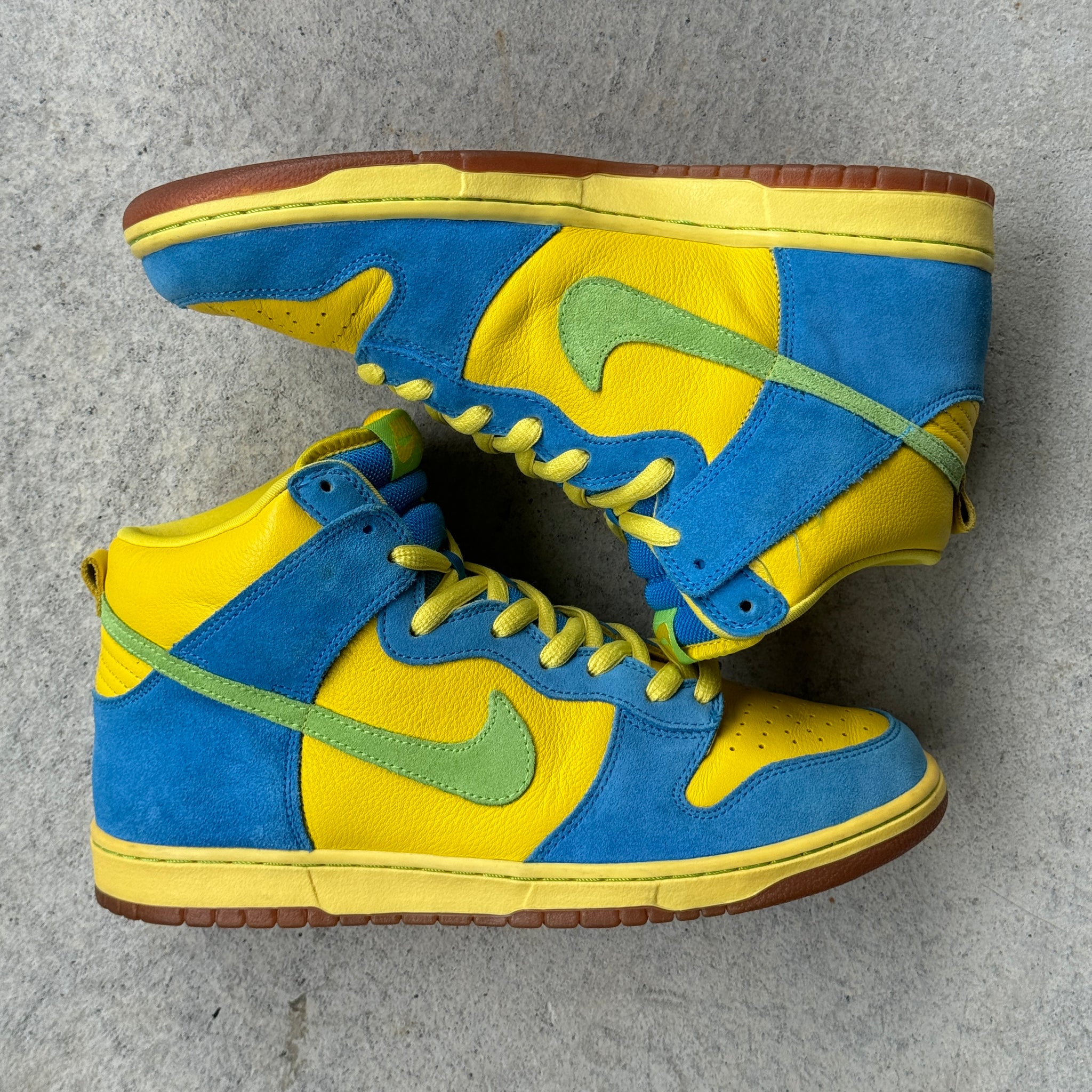 10.5 US - NIKE SB DUNK HIGH MARGE SIMPSON 2008