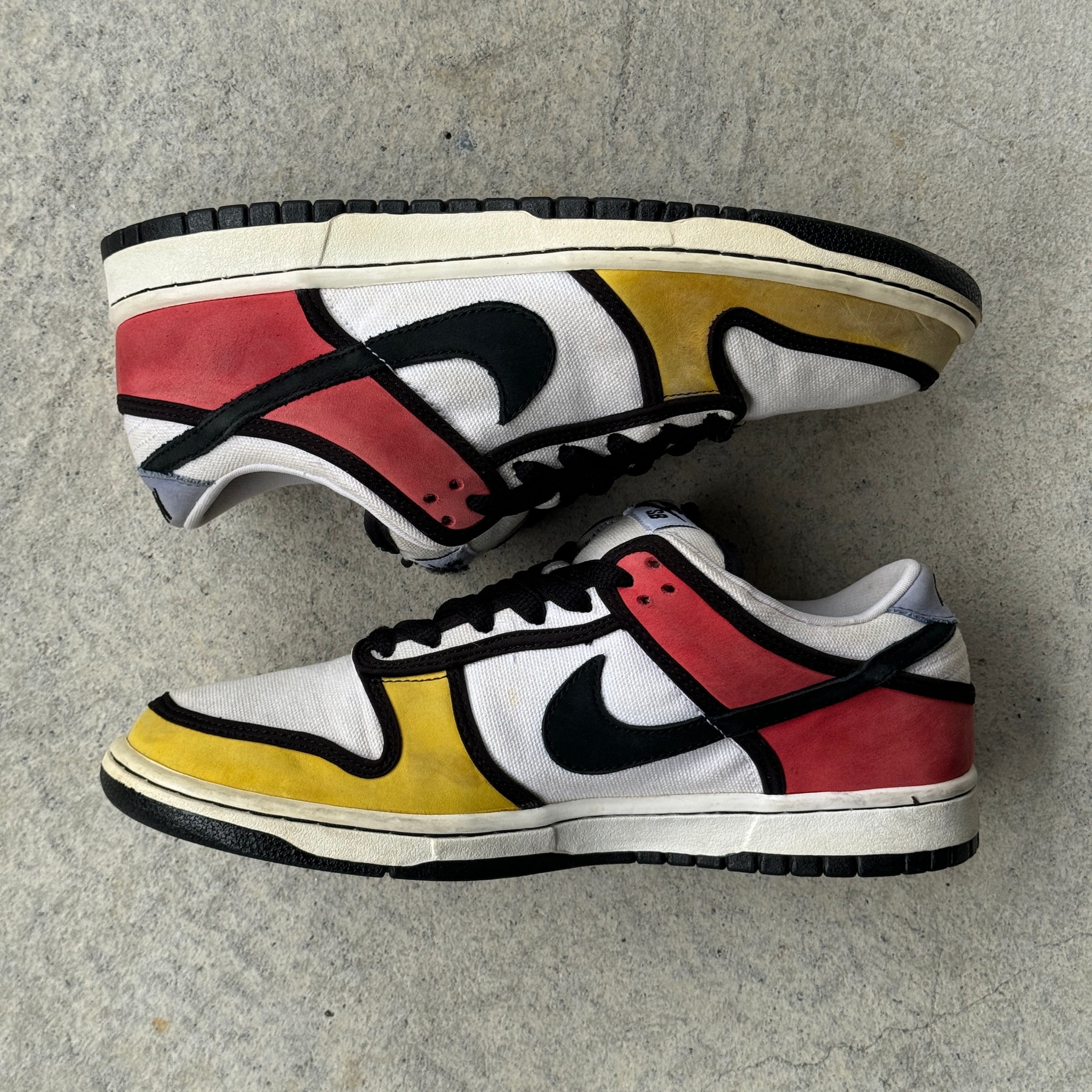 8.5 US - NIKE SB DUNK LOW PIET MONDRIAN 2008