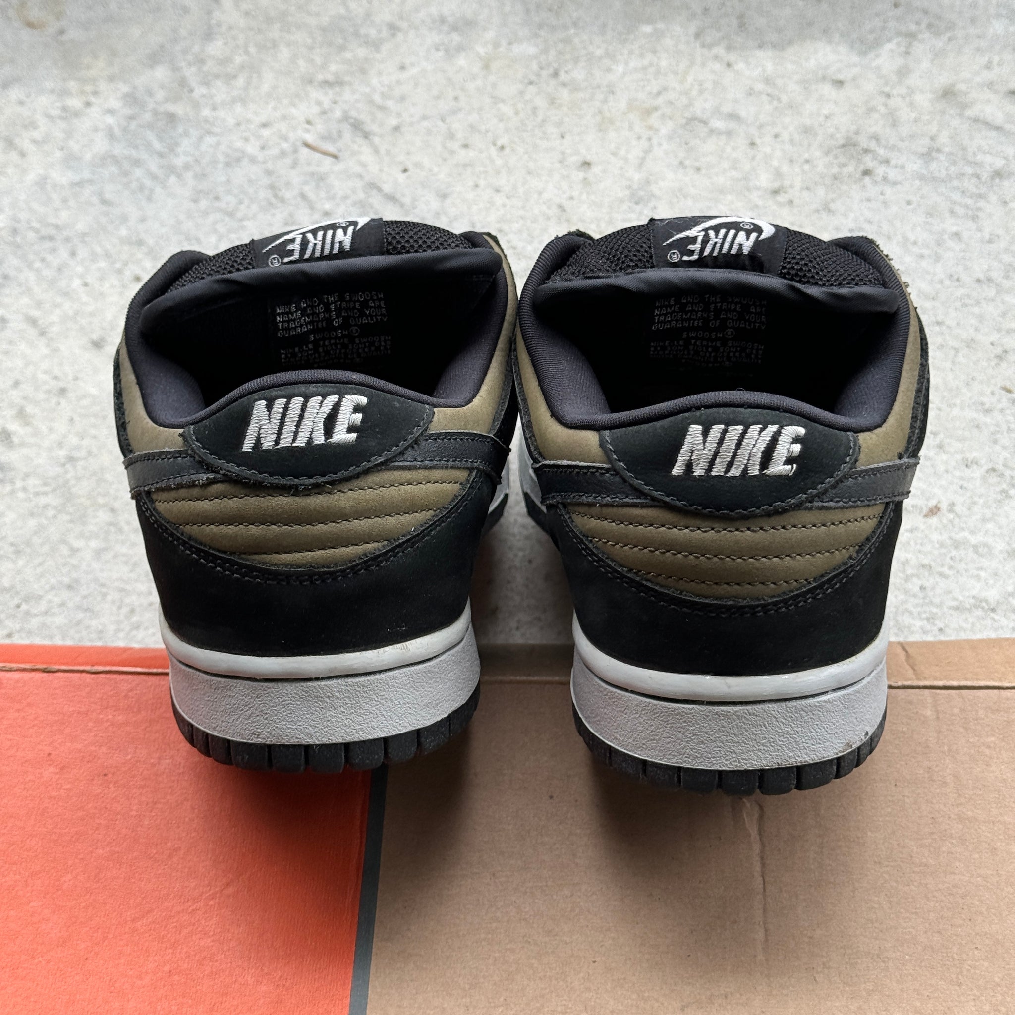 8 US - NIKE SB DUNK LOW LODEN W BOX 2002