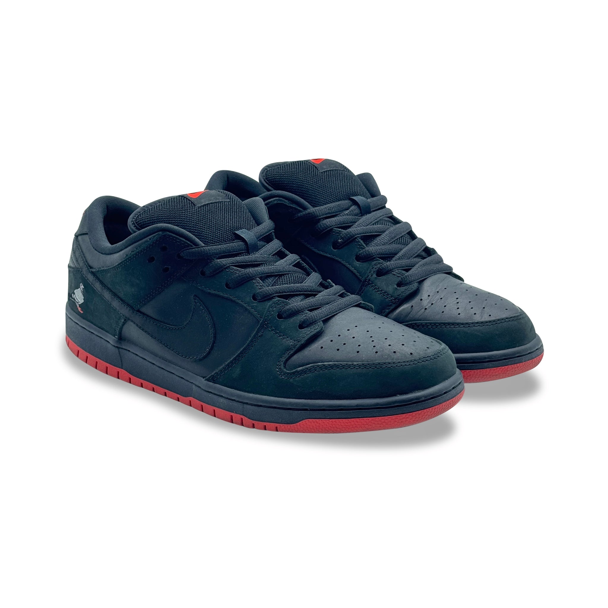 13 US - NIKE SB DUNK LOW STAPLE BLACK PIGEON W BOX 2017