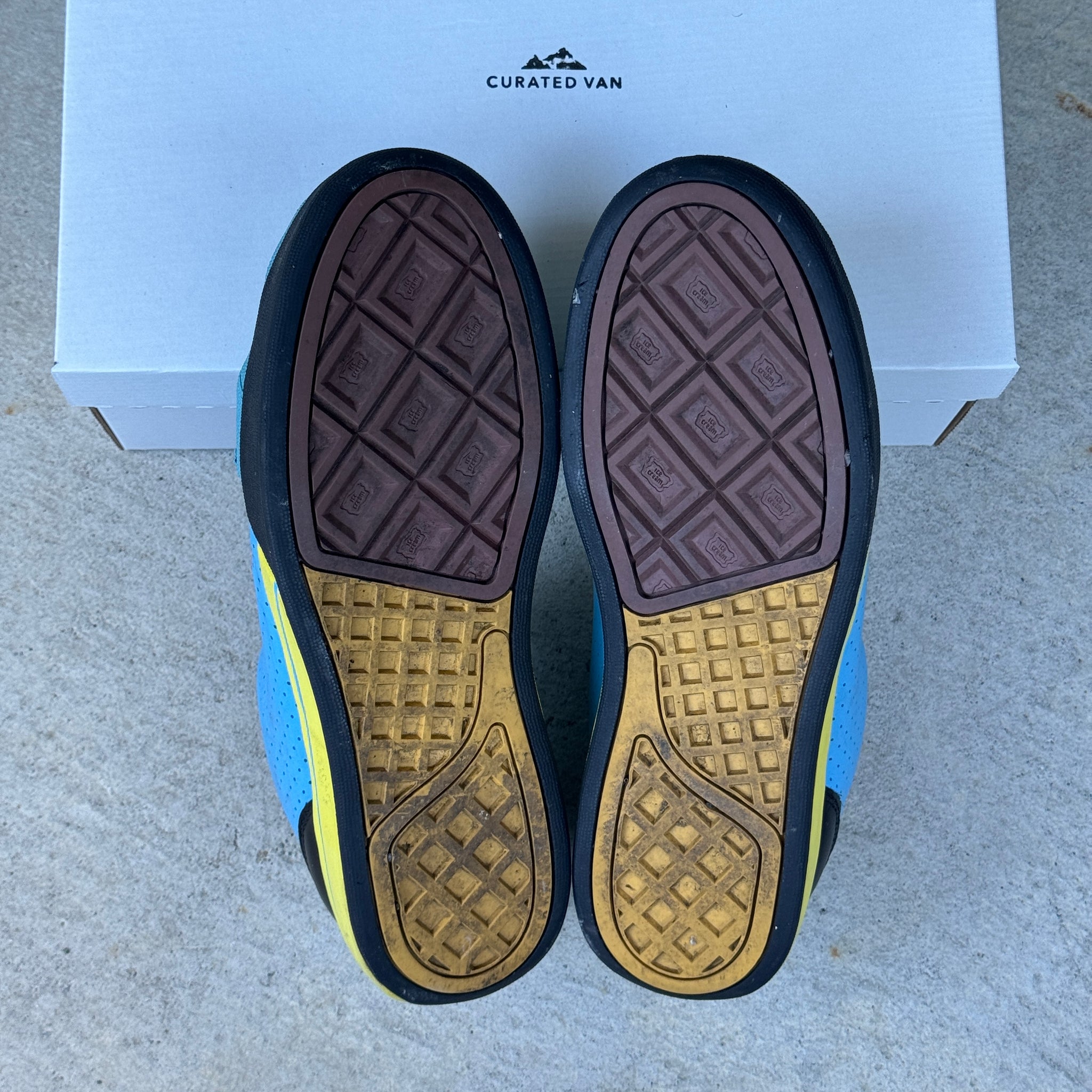 10.5 US - REEBOK ICECREAM BOARDFLIP BLUE/YELLOW 2006