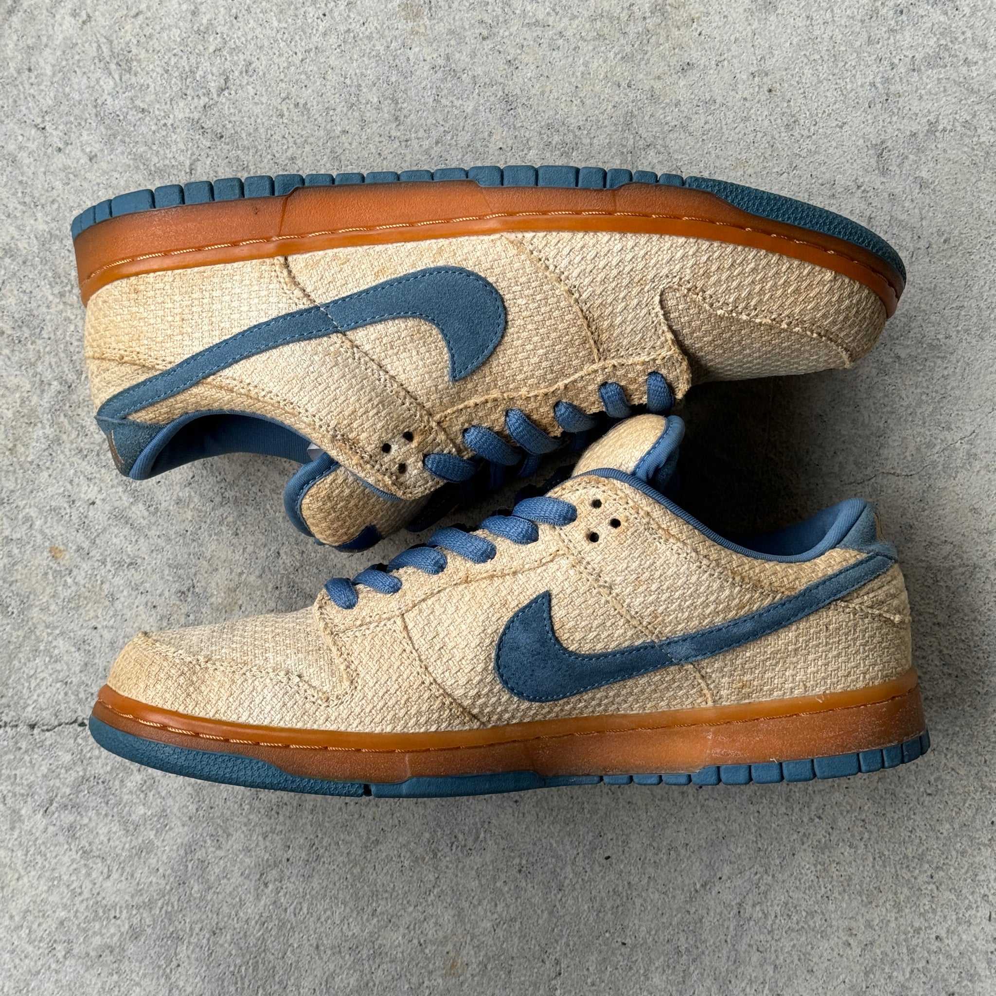 10.5 US - NIKE SB DUNK LOW CASCADE HEMP 2004