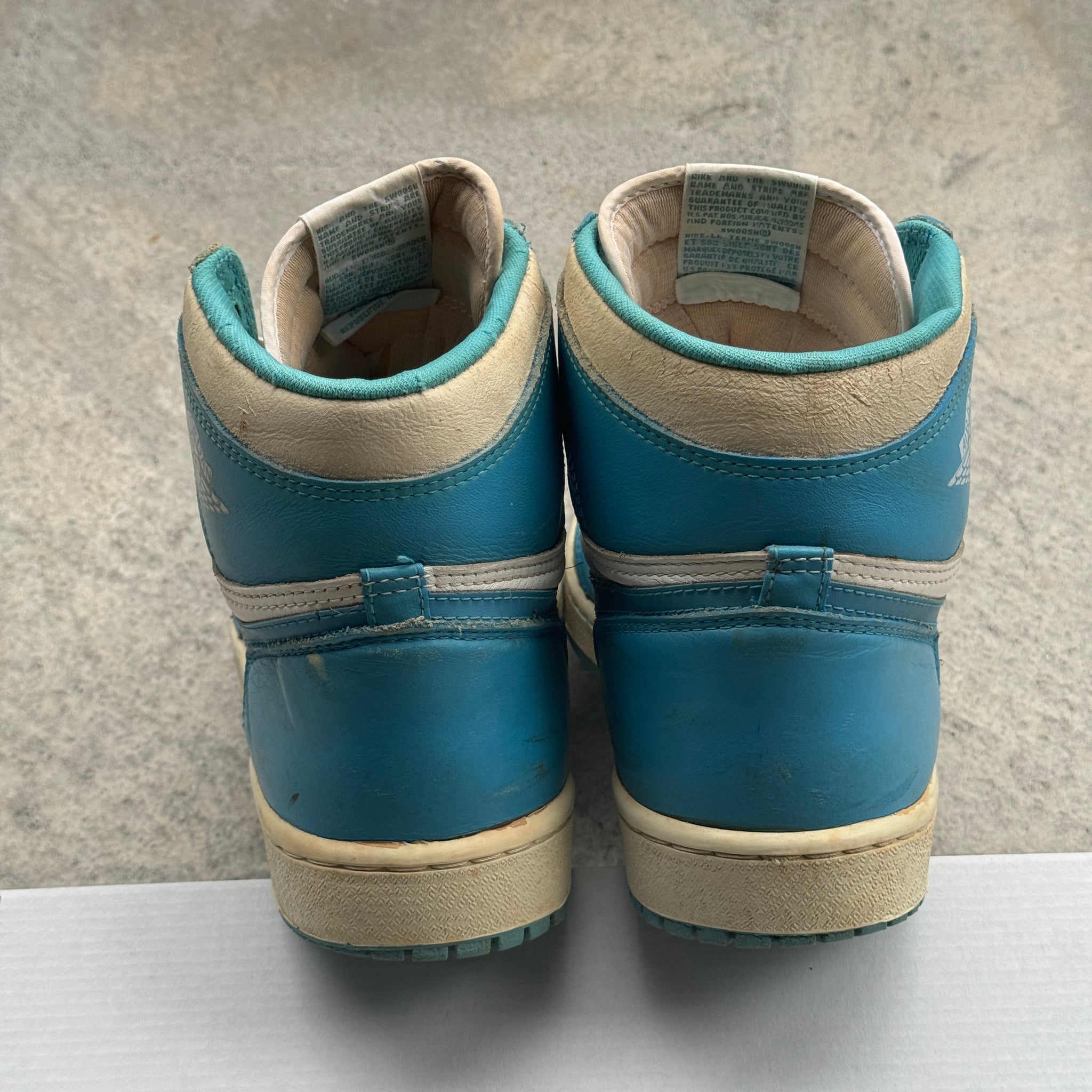 12 US - JORDAN 1 CAROLINA BLUE 1985