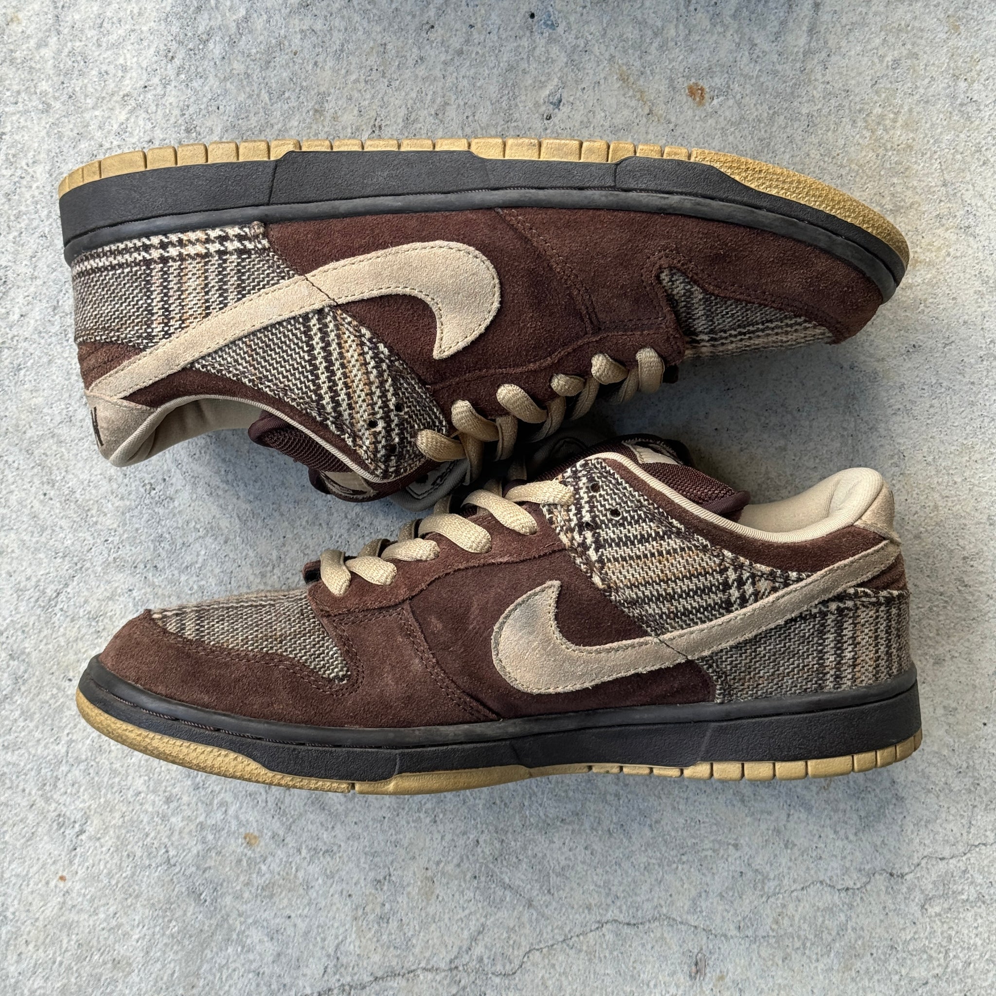 9.5 US - NIKE SB DUNK LOW TWEED 2004