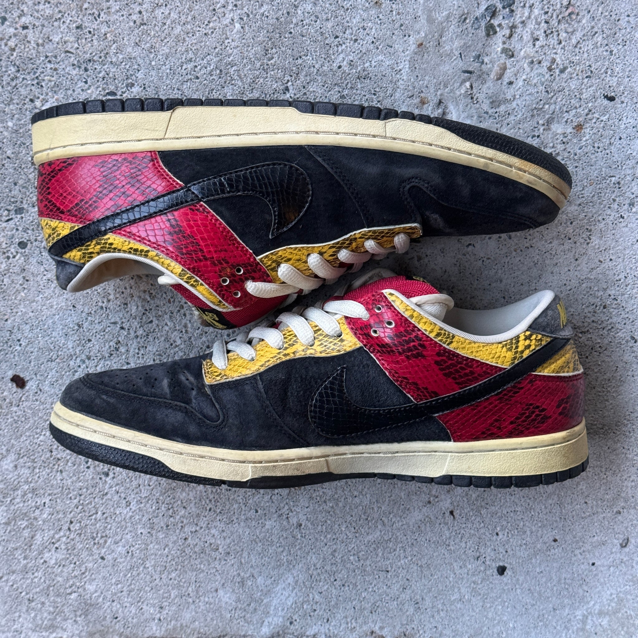 11 US - NIKE SB DUNK LOW CORAL SNAKE 2007