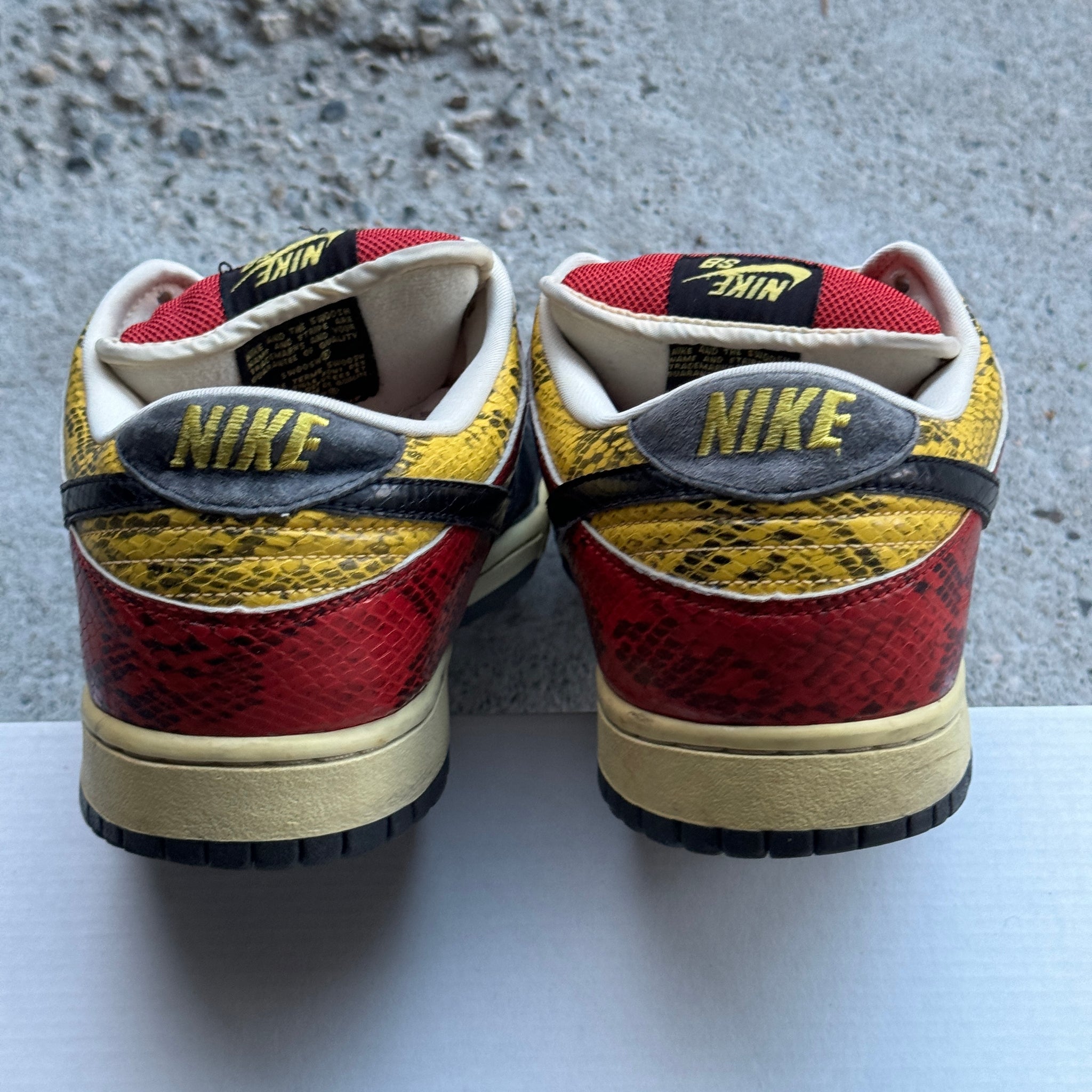 11 US - NIKE SB DUNK LOW CORAL SNAKE 2007