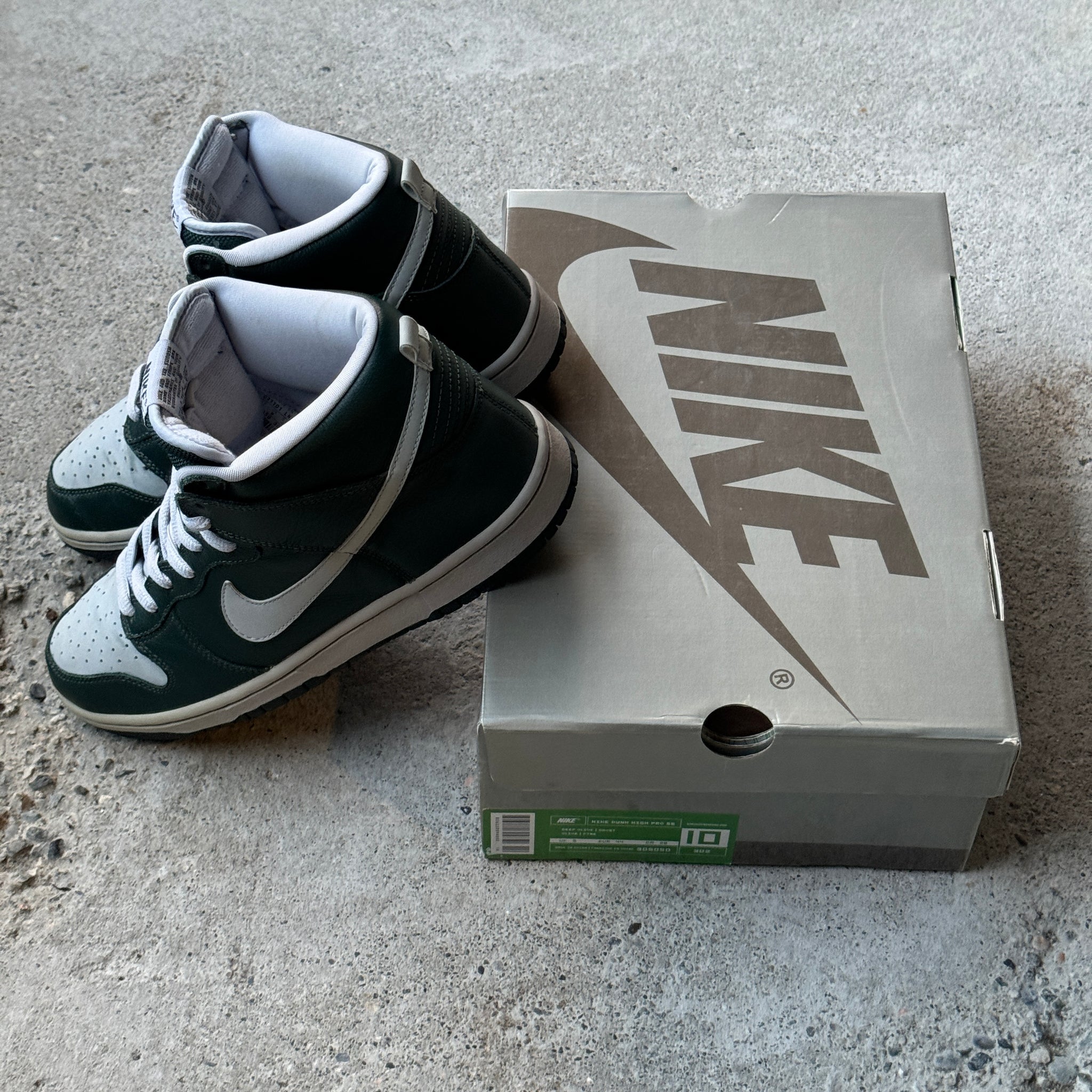 10 US - NIKE SB DUNK HIGH GHOST W BOX 2003