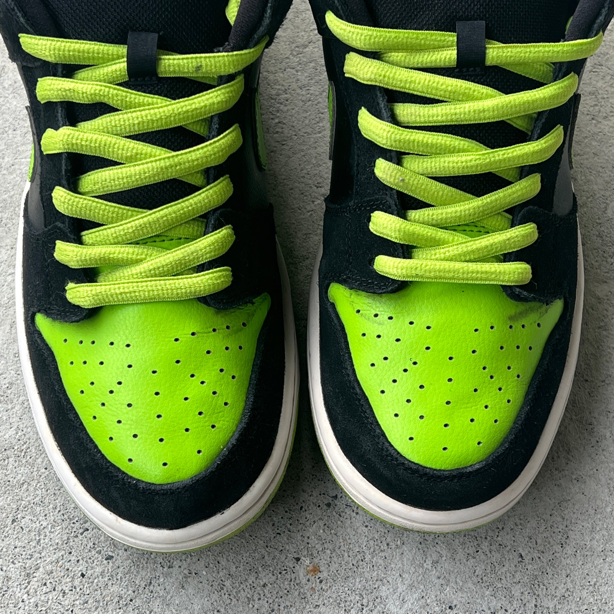 11.5 US - NIKE SB DUNK LOW JPACK NEON 2010 – curatedvan